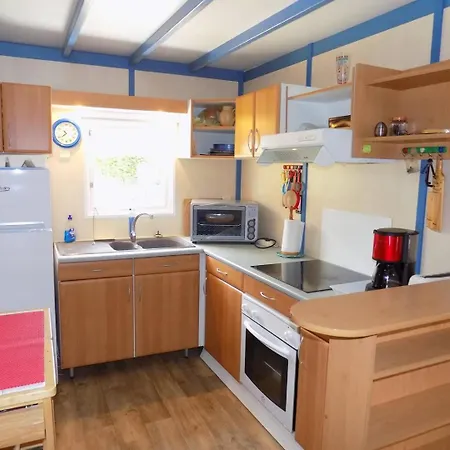 - Decouvrez Ce Mobil-home Sur Un Terrain Prive Villa