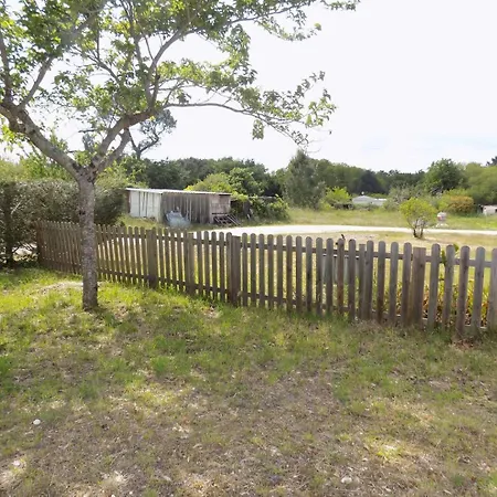 - Decouvrez Ce Mobil-home Sur Un Terrain Prive 别墅 *